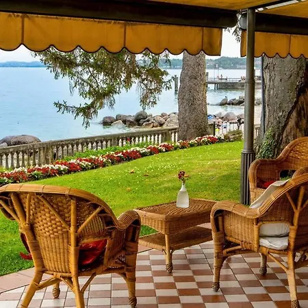 Villa Apt24 - Lakefront With Park Montinelle