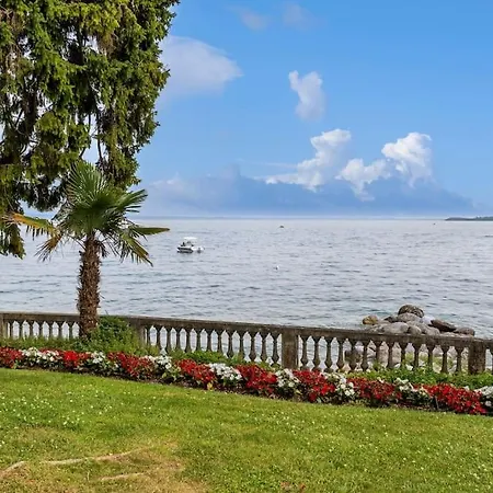 Villa Apt24 - Lakefront With Park Montinelle